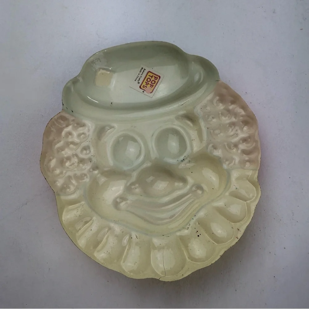 New Pop Tops Bakery Crafts Vintage Cake Topper Clown Creepy Cute